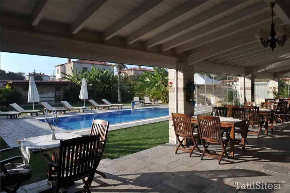 Alaçatı Koçlu Konağı